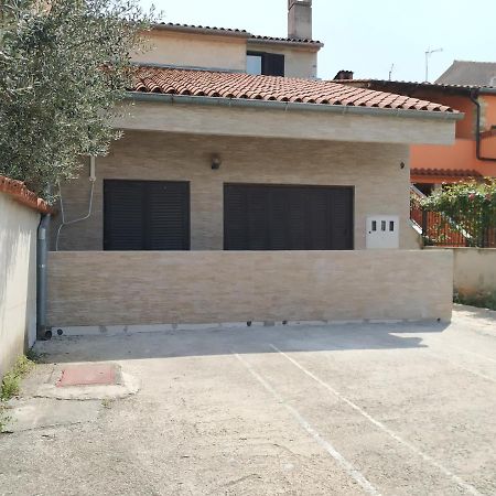 Apartmani Zlatko Pula Luaran gambar