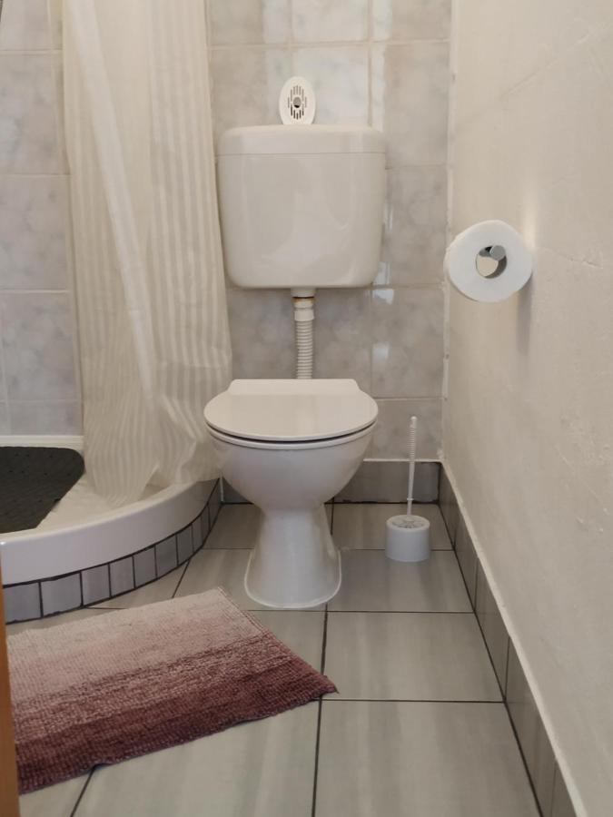 Apartmani Zlatko Pula Luaran gambar