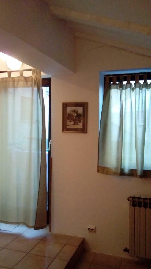 Apartmani Zlatko Pula Luaran gambar